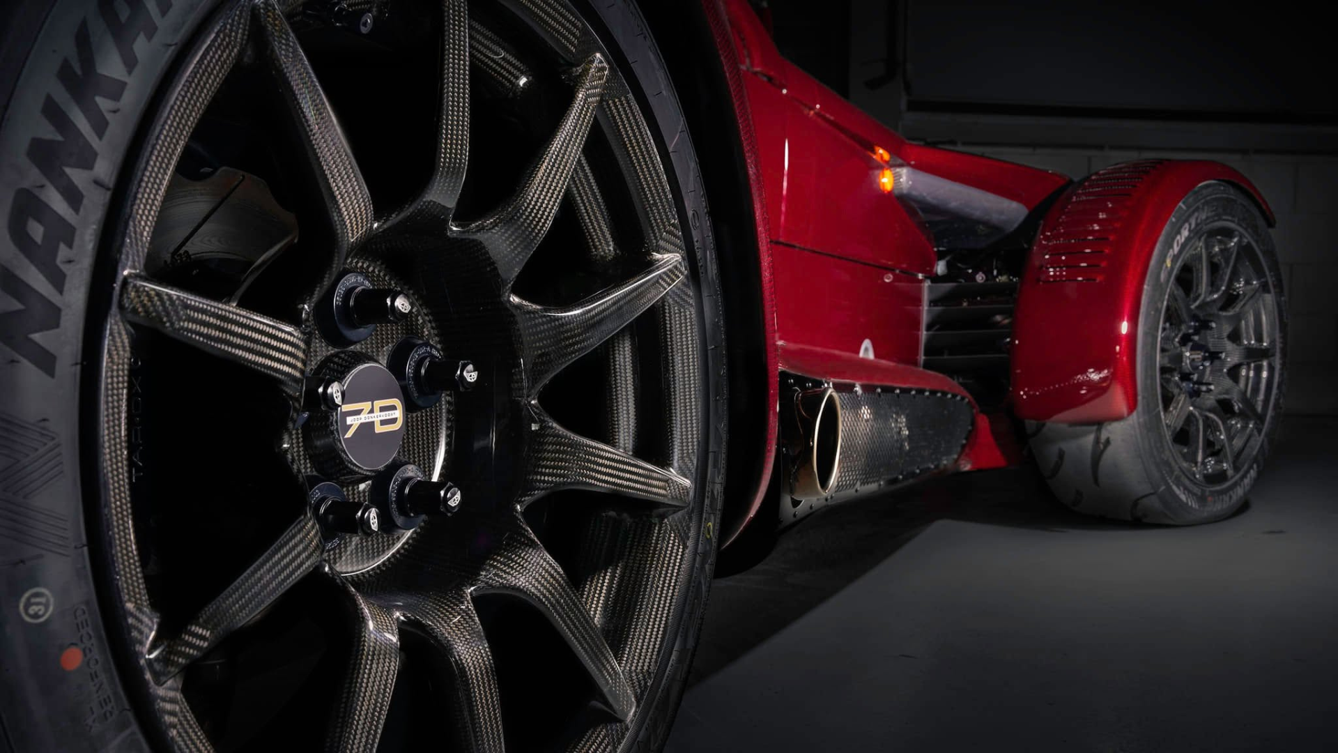 Halo Garage enthusiast accessory